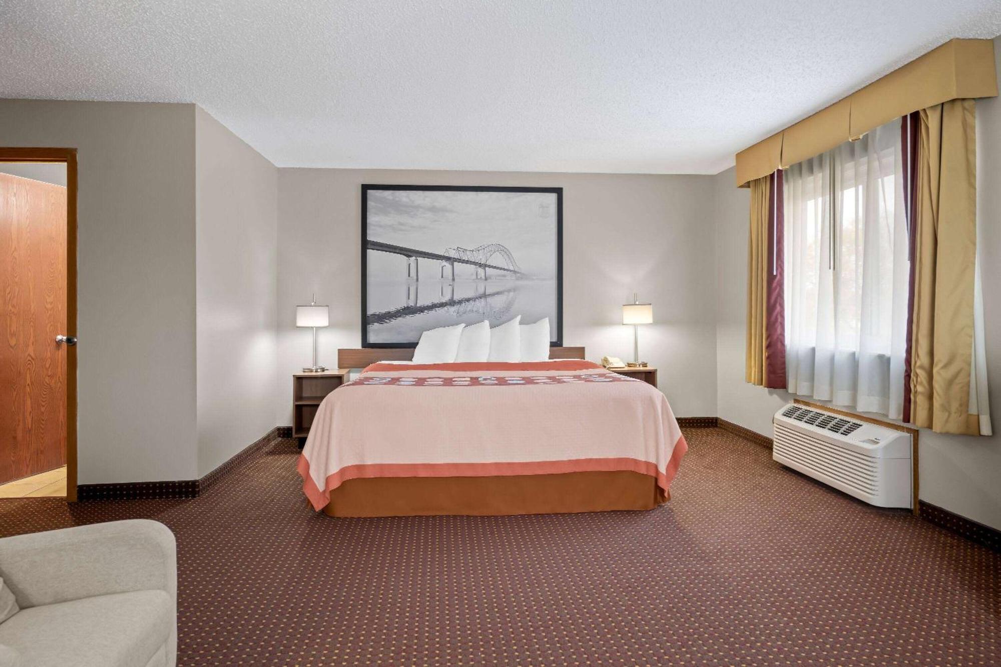 Super 8 By Wyndham Waverly Buitenkant foto